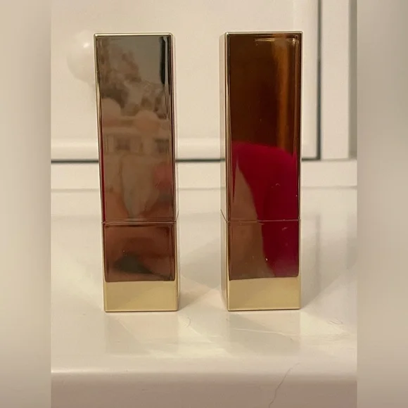 TWO Estée Lauder Red Ribbon lipsticks! Limited Edition Brand new, cost $84 new 💄 - Picture 6 of 6